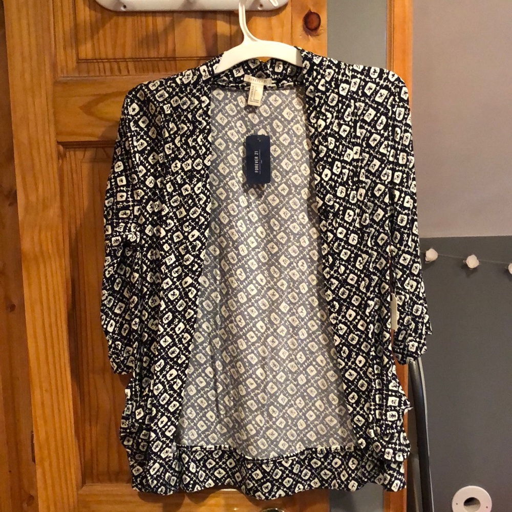 F21 never worn light weight 3/4 sleeve "blazer"🖤